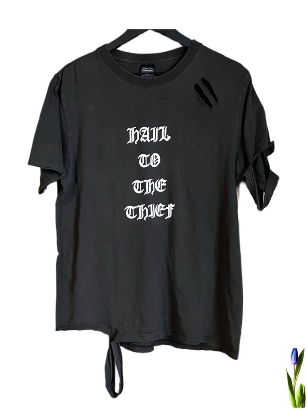 Number (N)ine FW04 “Give Peace A Chance" Hail To The Thief Tee Vintage